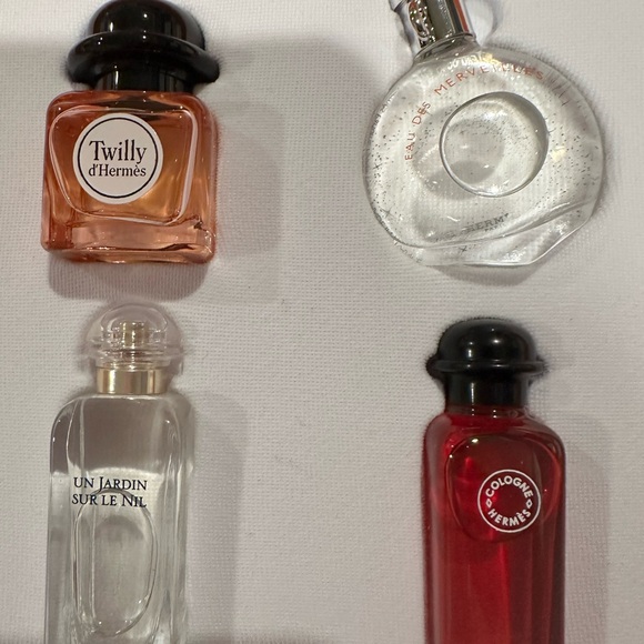 Hermes Mini Perfume Set - Picture 2 of 3